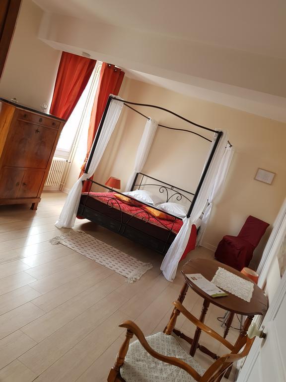 Comme A La Maison Bed & Breakfast Tours-sur-Marne Dış mekan fotoğraf